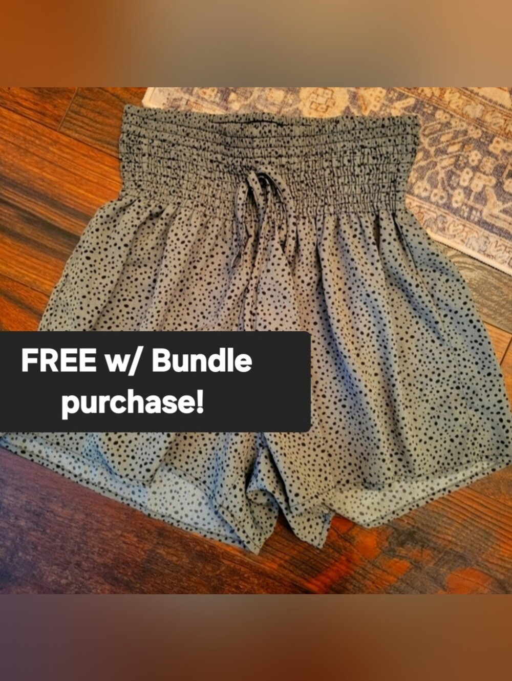 Stylish Green Polka Dot Women's Shorts